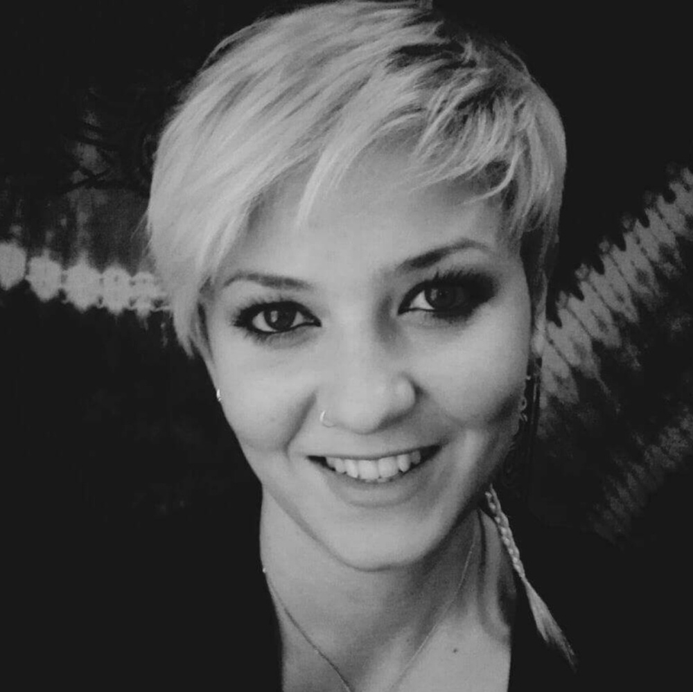 Meet your Posher, Alexandra